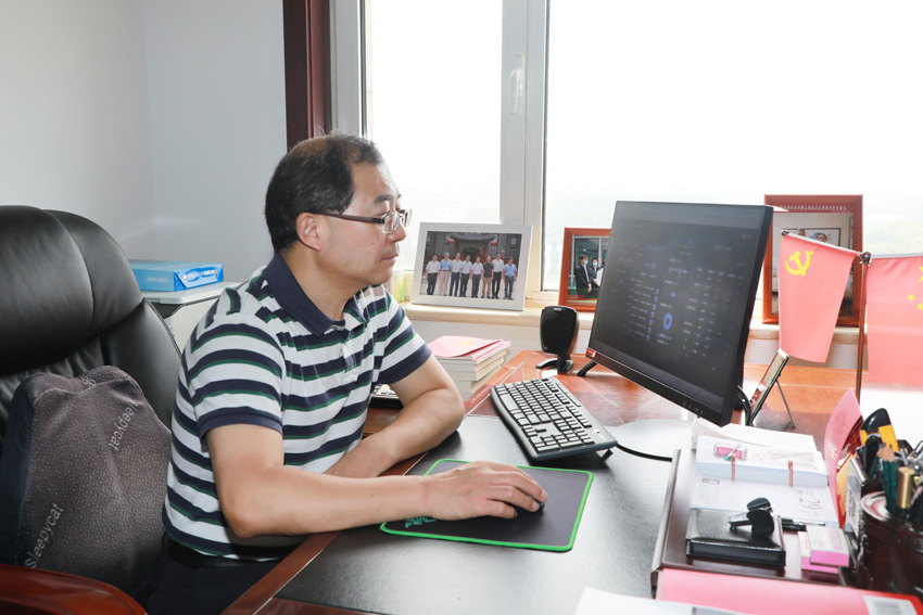 我校2022年秋季学期首日线上教学平稳有序